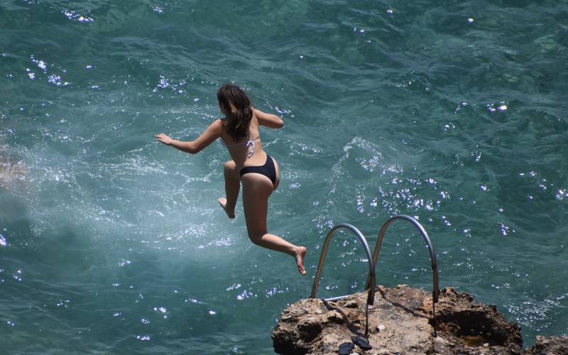 Καιρός: «Προ των πυλών» ο πρώτος καύσωνας για το φετινό καλοκαίρι