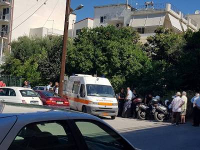 ΣΟΚ: Αυτοκτόνησε με όπλο μέσα στο δρόμο στο κέντρο της Καλαμάτας! (βίντεο)