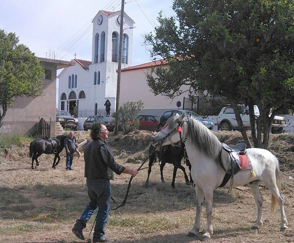 Η γιορτή του Αϊ-Γιωργιού στο Χανδρινού