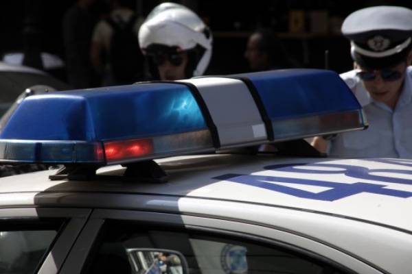 Παρακολουθούσε τα περιπολικά στη ληστεία της Alpha Bank