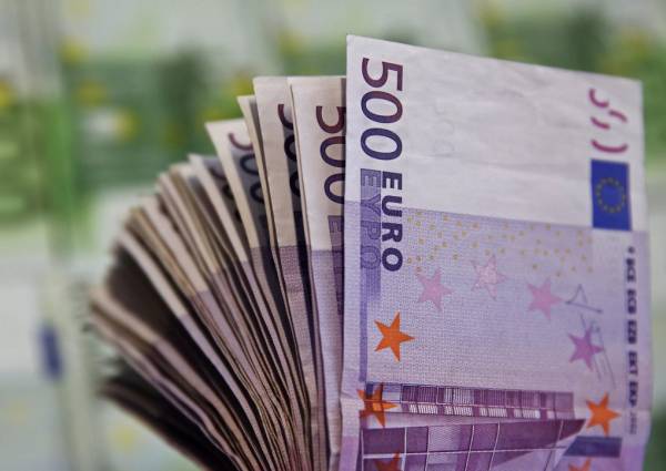 Εκπαιδεύοντας τους νεόπτωχους 