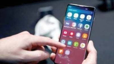 Απέσπασαν από 68χρονη 12.000 ευρώ με το πρόσχημα βοήθειας για τη χορήγηση «Market Pass»