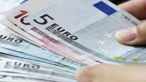 Πριν τα Χριστούγεννα τα οικογενειακά επιδόματα του ΟΓΑ