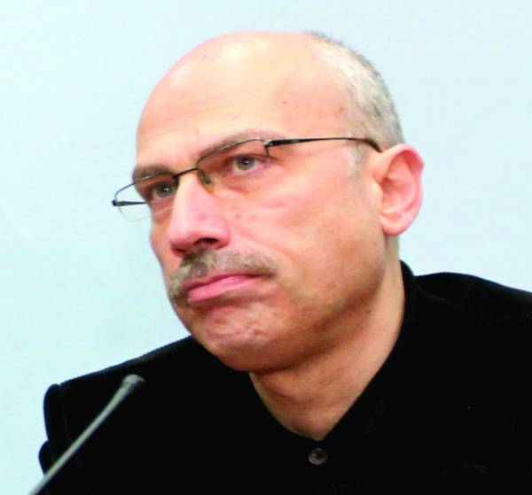 Θόδωρος Μαργαρίτης: "Μια παράταξη που να αρνείται το δίλημμα Σαμαράς ή Τσίπρας"