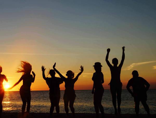 Ο Νίκας διαφωνεί με την απαγόρευση των μπιτς-πάρτι