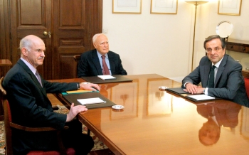 Σενάρια για Λ. Παπαδήμο και αντιπροέδρους Βενιζέλο και Δήμα - Συμφωνία με δόσεις για κυβέρνηση-εκλογές