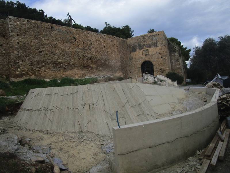 Εργασίες για πρόσβαση ΑμεΑ στο Κάστρο Καλαμάτας