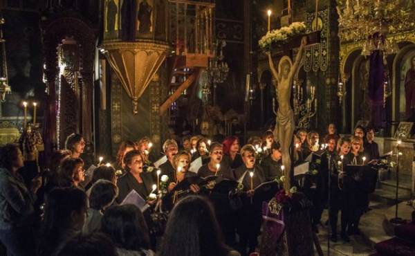 Συγκίνησε ο Θρήνος της Παναγιάς από το Λύκειο Ελληνίδων Καλαμάτας (βίντεο-φωτογραφίες)