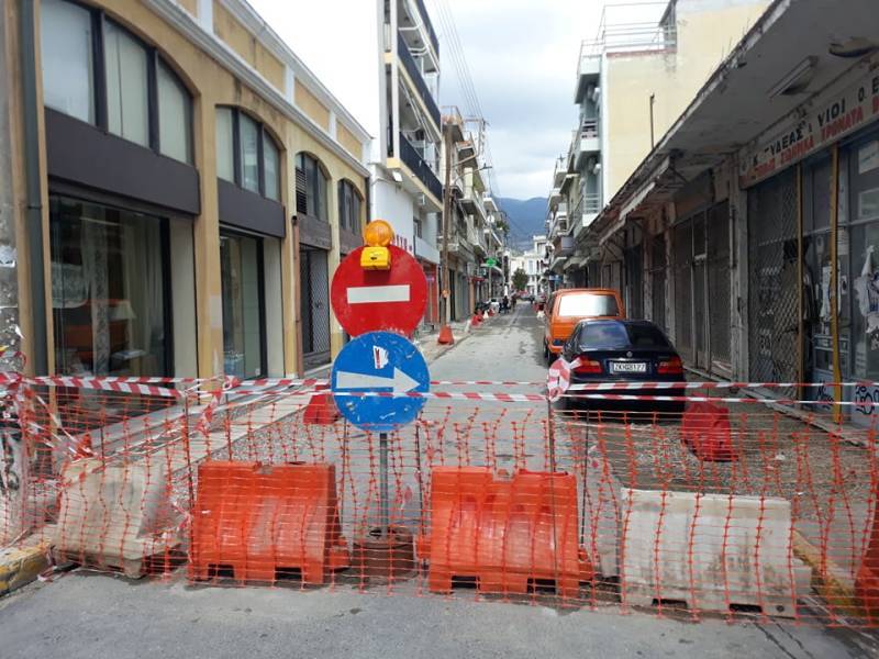 Επίσκεψη Κοσμόπουλου στο έργο της Αναγνωσταρά
