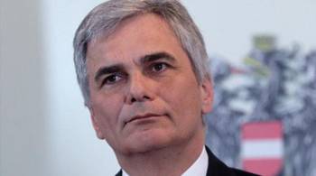 Αυστριακός καγκελάριος: Συγχαίρω τον Αλέξη Τσίπρα