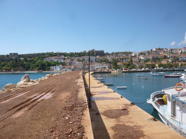 Παράταση για το λιμάνι της Κορώνης