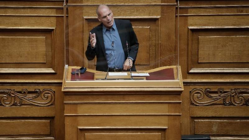 Βαρουφάκης: «Παλιόχαρτο» ο κλιματικός νόμος