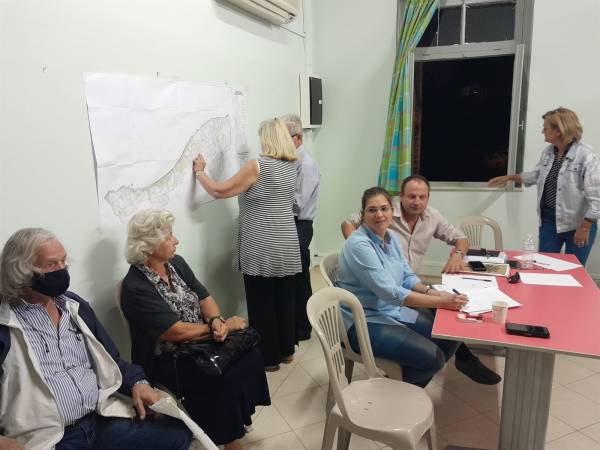 Συνάντηση ιδιοκτητών της Μικρής Μαντίνειας: Ζητούν σχέδιο χωρίς υπερβολές