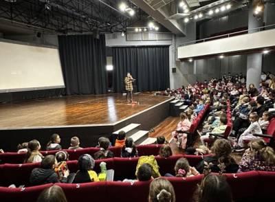 Πλήθος δράσεων περιελάμβανε το Φεστιβάλ Παιδικού Βιβλίου