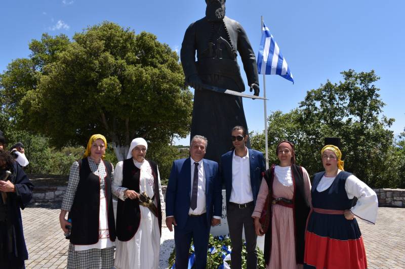 Τιμούν την 199η επέτειο της μάχης του Μανιακίου