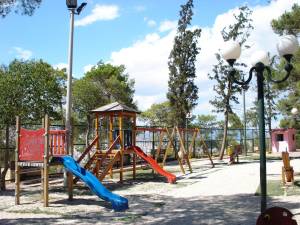Διενέργεια αυστηρών ελέγχων σε παιδότοπους με εισαγγελική εντολή