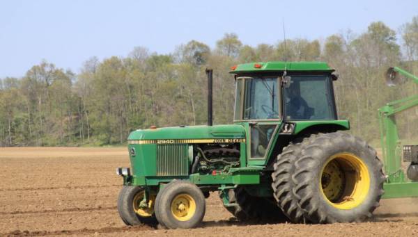 107 εκ. ευρώ για εξισωτική και αποζημιώσεις του 2015