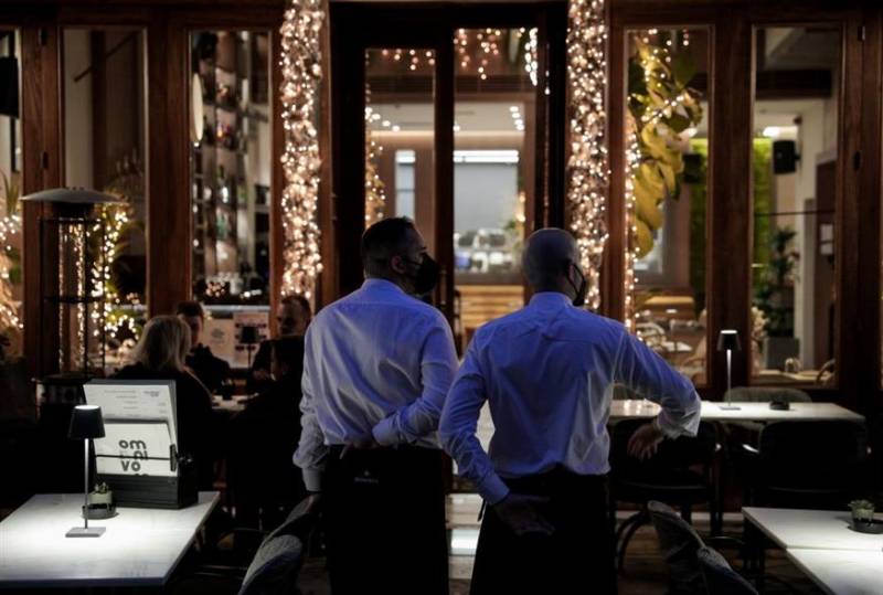 Επίδομα 534 ευρώ: Οι επιχειρήσεις που μπορούν να βγάλουν σε αναστολή τους εργαζόμενους