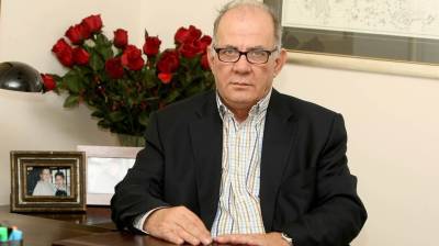 Πέθανε από κορονοϊό ο καθηγητής Γιάννης Κυριόπουλος