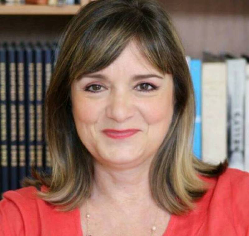 Παρουσιάζεται το νέο βιβλίο της Τίνας Κουτσουμπού