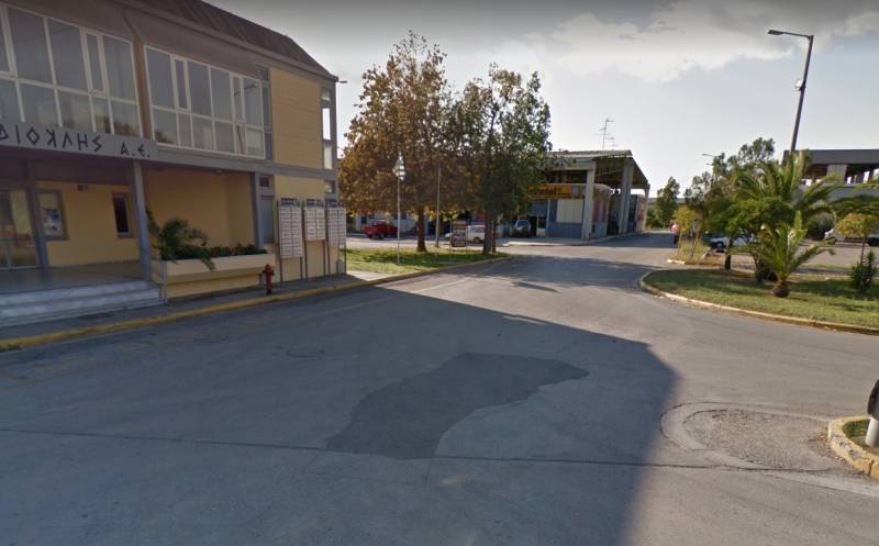 Χριστουγεννιάτικο δέντρο στο Βιοτεχνικό Πάρκο Καλαμάτας