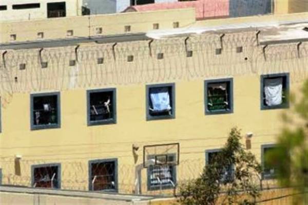 Δραπέτης από το 2008 παραδόθηκε μόνο του στις Αρχές