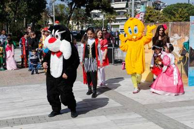 Τα μικρά παιδιά πρωταγωνιστές στο Καρναβάλι της Μεσσήνης (βίντεο-φωτογραφίες)