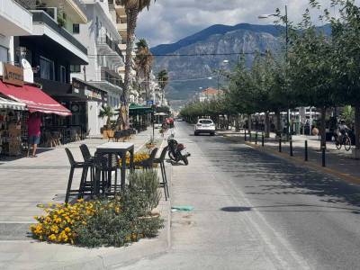 Τέταρτη παράταση για ανάπλαση Ναυαρίνου