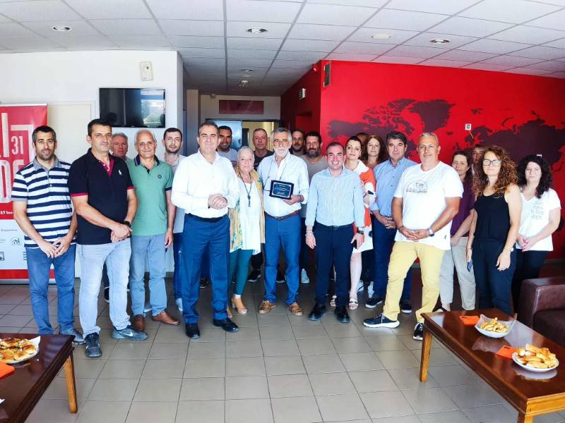 Δήμος Καλαμάτας: Πλακέτα στο Δημ. Γεωργακίλα που συνταξιοδοτήθηκε