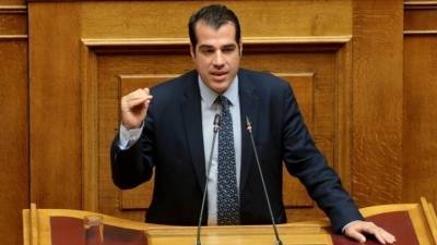 Πλεύρης: Ερχεται στη Βουλή η τροπολογία για αναισθησιολόγους και μονοκλωνικά