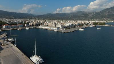 Απόψεις για το λιμάνι της Καλαμάτας