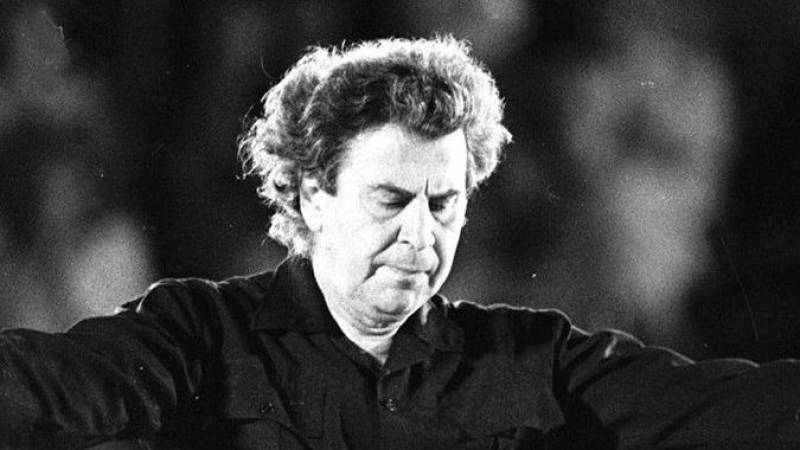 Κερδίστε προσκλήσεις για τη συναυλία - Αφιέρωμα στον Μίκη Θεοδωράκη με Θηβαίο - Αντωνοπούλου