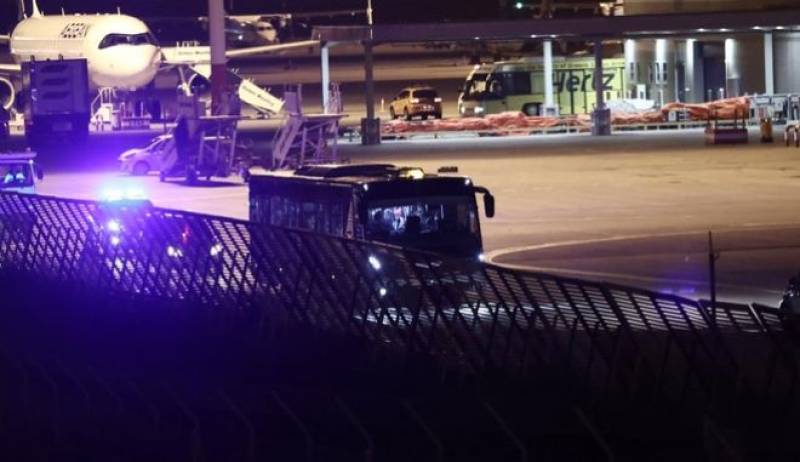 "Ελ. Βενιζέλος": Φάρσα ή κακή ενημέρωση των αρχών της Β. Μακεδονίας τα περί βόμβας σε πτήση της Ryanair