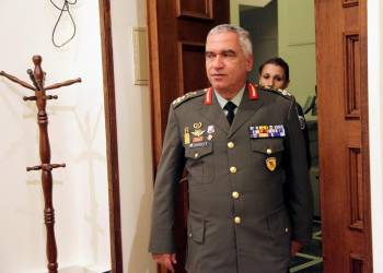 Ο Αρχηγός ΓΕΕΘΑ στον εορτασμό για το 1821 στην Αρεόπολη