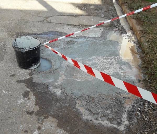Φιλιατρά: Εκλεισαν λακκούβα χωρίς να διορθώσουν τη βλάβη!