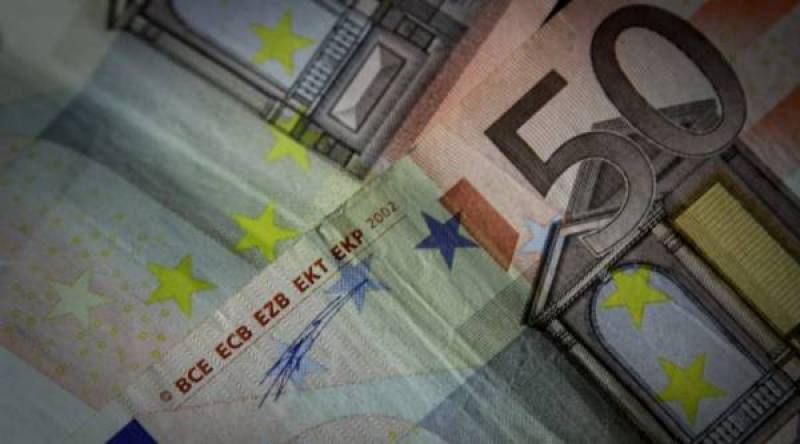 Οικονομική ενίσχυση σε τριμελή οικογένεια απόρου από τον Δήμο Καλαμάτας