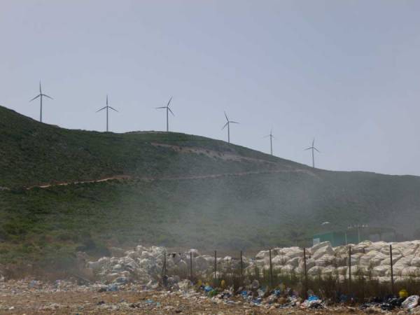 Αναβλήθηκε η δίκη για τα σκουπίδια στον Αγιο Νικόλαο