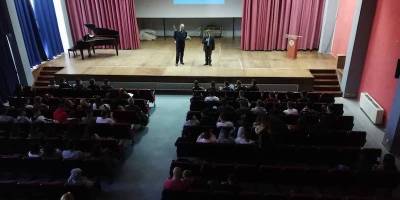 Ένας χρόνος από το πολύνεκρο τροχαίο στην Τερψιθέα: Εκδήλωση ενημέρωσης και μνήμης στο ΕΠΑΛ Κυπαρισσίας