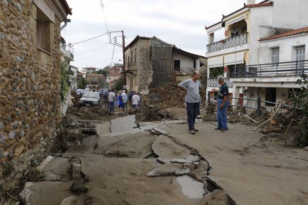 Αποκαλύπτονται οι καταστροφές στη Θουρία (φωτογραφίες)
