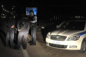 Ολη την Πελοπόννησο "σαρώνει" η Αστυνομία μετά το θάνατο της γυναίκας στα Ισθμια