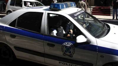 Για ληστείες σε βάρος ανηλίκων συνελήφθησαν 15χρονος και 18χρονος