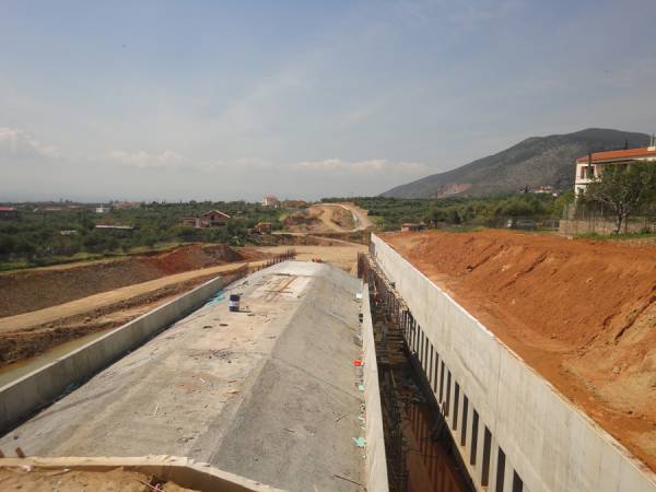 Στον… αέρα περιφερειακός και Λεύκτρο - Σπάρτη