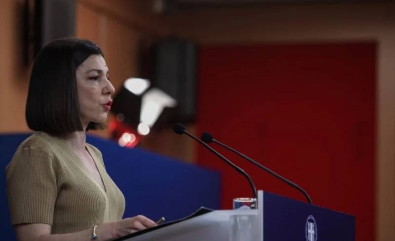 Πελώνη: Τις επόμενες ημέρες το πλαίσιο για τον υποχρεωτικό εμβολιασμό