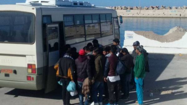 Συλλήψεις στην Κυπαρισσία για τη διακίνηση μεταναστών