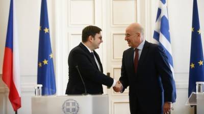 Δένδιας: Καταβάλλουμε κάθε δυνατή προσπάθεια για να διασφαλίσουμε την προστασία της ομογένειάς μας στην Ουκρανία (Βίντεο)