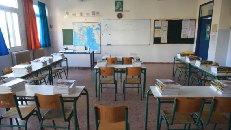 «Πήγαν να τη βγάλουν τρελή για να την απολύσουν» - Σάλος με τον θάνατο της καθηγήτριας μετά από bullying