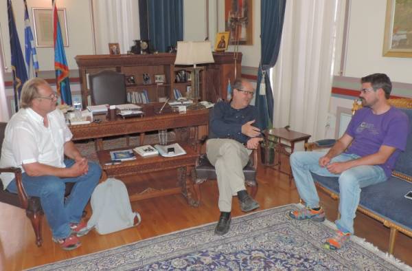 Το Ποτάμι στον δήμαρχο Καλαμάτας Παν. Νίκα