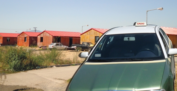 Τσιγγάνος στη Μπιρμπίτα: Εκλεψε ταξί μετά από συμπλοκή με τον οδηγό