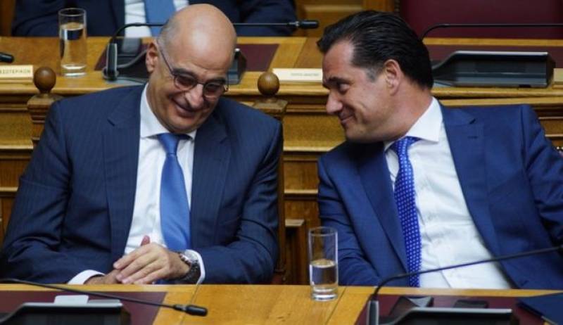 Βγήκαν μαχαίρια στη ΝΔ: "Καρφί" Άδωνι για Δένδια - "Εγώ δεν υποδύομαι τον πρόεδρο" (βίντεο)