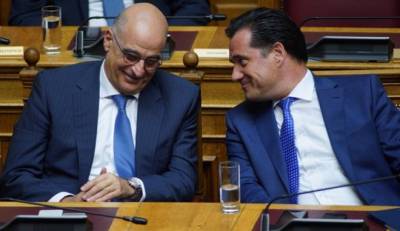 Βγήκαν μαχαίρια στη ΝΔ: "Καρφί" Άδωνι για Δένδια - "Εγώ δεν υποδύομαι τον πρόεδρο" (βίντεο)